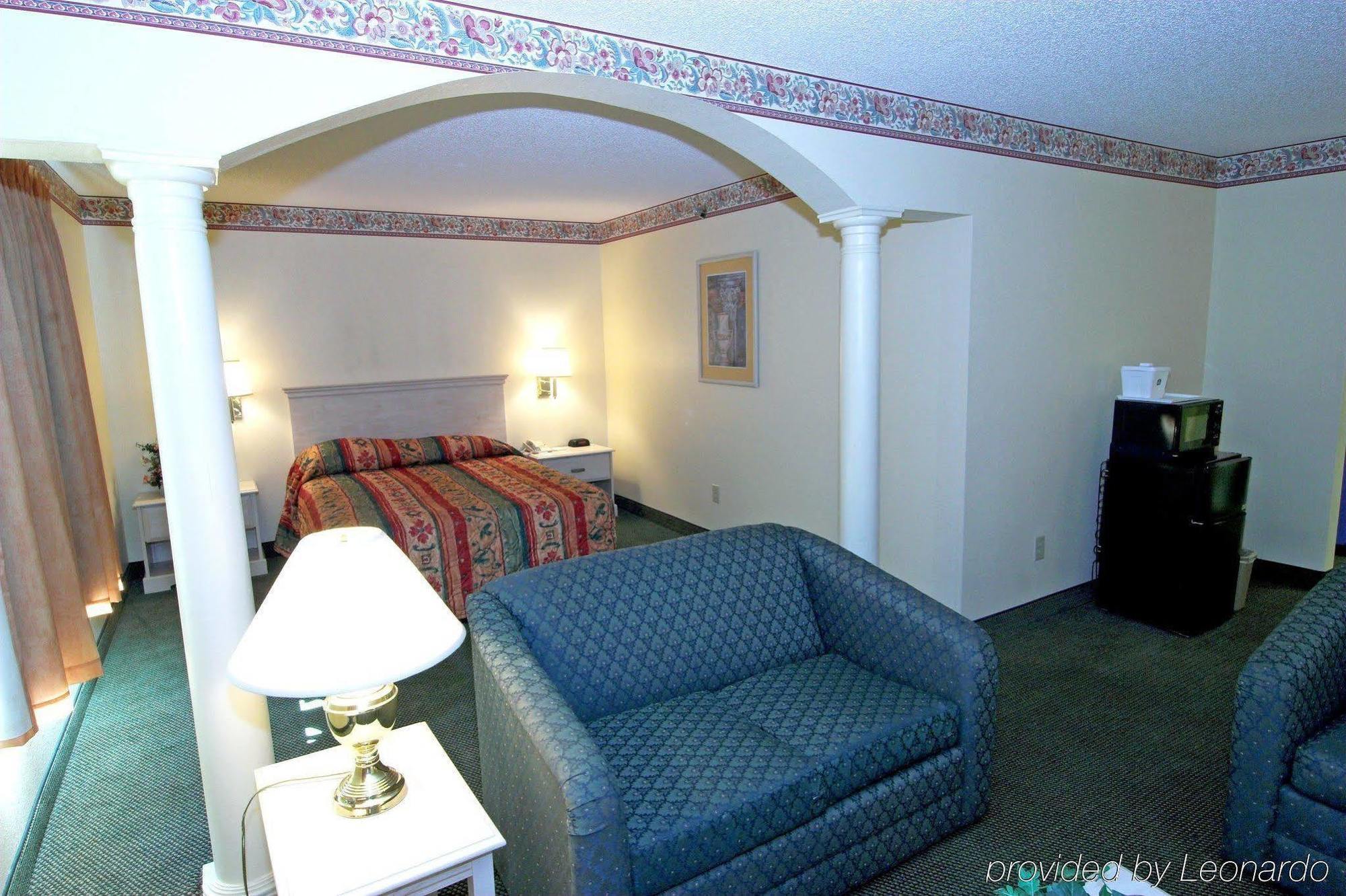 Days Inn By Wyndham Burlington East Haw River Quarto foto